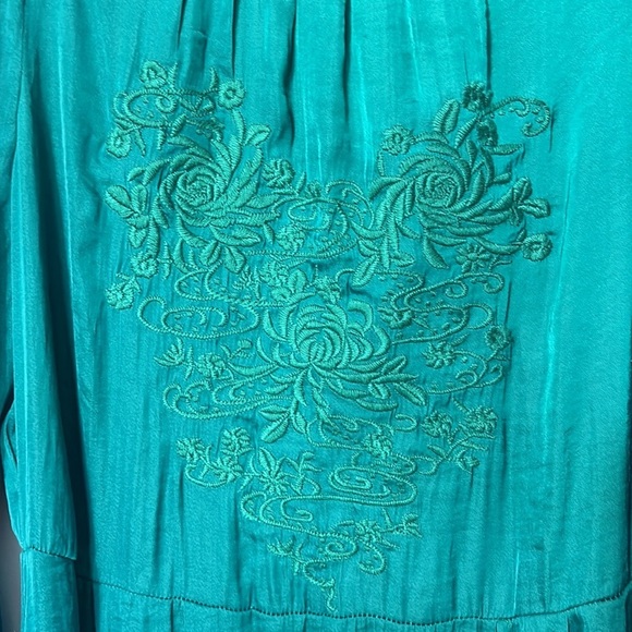 Free People Green Embroidered Slit Satin Maxi Fancy Dress Size Small - Picture 3 of 8